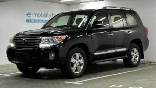 Toyota Land Cruiser J200 Рестайлинг, 2012, пробег 143572 км Toyota Land Cruiser J200 Рестайлинг, 2012, пробег 143572 км