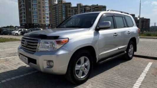 Toyota Land Cruiser J200  Рестайлинг, 2012, пробег 196000 км
