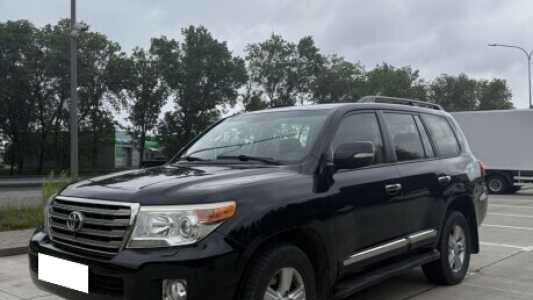 Toyota Land Cruiser J200  Рестайлинг, 2012, пробег 290000 км