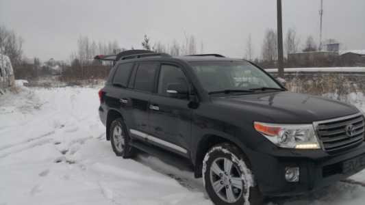 Toyota Land Cruiser J200 Рестайлинг, 2012, пробег 94000 км Toyota Land Cruiser J200 Рестайлинг, 2012, пробег 94000 км