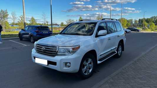 Toyota Land Cruiser J200 Рестайлинг