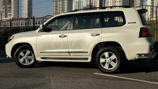 Toyota Land Cruiser J200 Рестайлинг