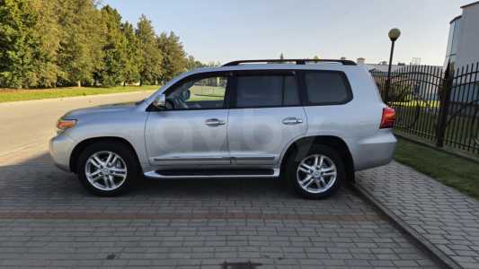 Toyota Land Cruiser J200 Рестайлинг