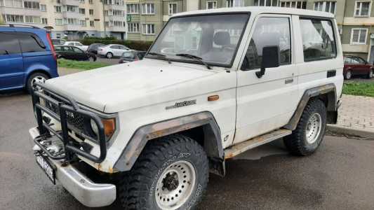 Toyota Land Cruiser J70