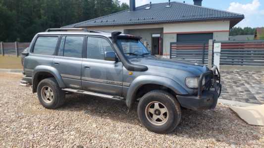 Toyota Land Cruiser J80