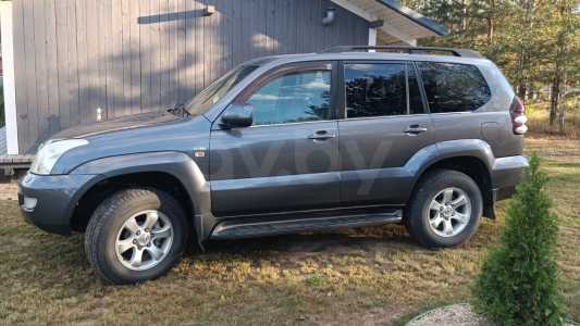 Toyota Land Cruiser Prado J120