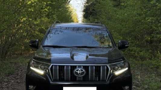 Toyota Land Cruiser Prado J150 2-й рестайлинг, 2017, пробег 140147 км Toyota Land Cruiser Prado J150 2-й рестайлинг, 2017, пробег 140147 км