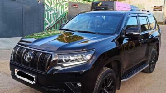 Toyota Land Cruiser Prado J150 3-й рестайлинг, 2021, пробег 48900 км Toyota Land Cruiser Prado J150 3-й рестайлинг, 2021, пробег 48900 км