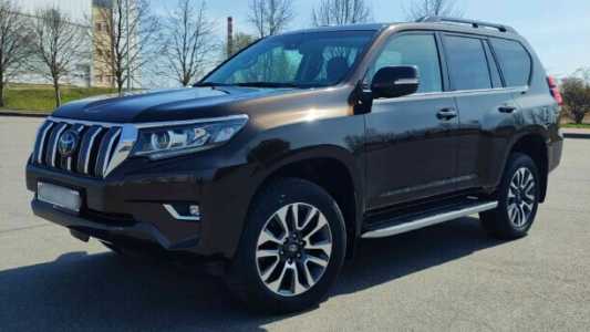 Toyota Land Cruiser Prado J150 3-й рестайлинг, 2022, пробег 30000 км Toyota Land Cruiser Prado J150 3-й рестайлинг, 2022, пробег 30000 км