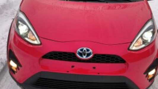 Toyota Prius C I Рестайлинг, 2018, пробег 37015 км Toyota Prius C I Рестайлинг, 2018, пробег 37015 км