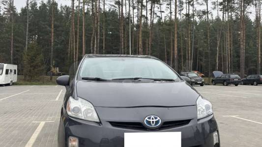 Toyota Prius III (XW30)