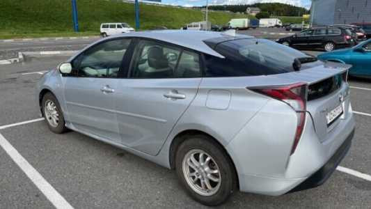 Toyota Prius IV (XW50), 2016, пробег 137000 км