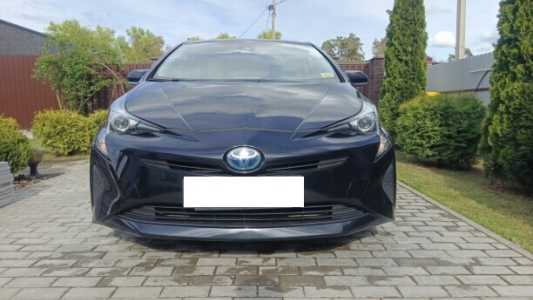 Toyota Prius IV (XW50), 2017, пробег 135000 км Toyota Prius IV (XW50), 2017, пробег 135000 км