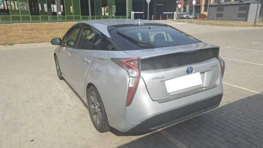 Toyota Prius IV (XW50)