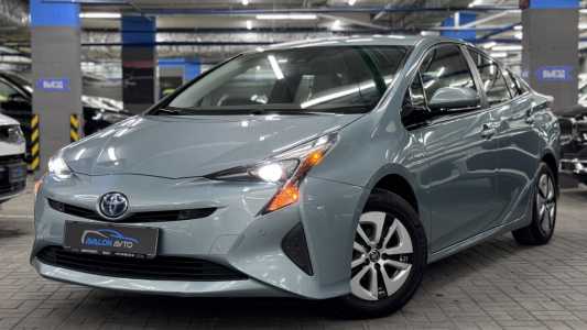 Toyota Prius IV (XW50)