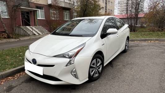 Toyota Prius IV (XW50)