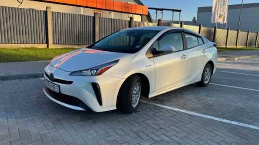 Toyota Prius IV (XW50) Рестайлинг, 2019, пробег 117000 км Toyota Prius IV (XW50) Рестайлинг, 2019, пробег 117000 км