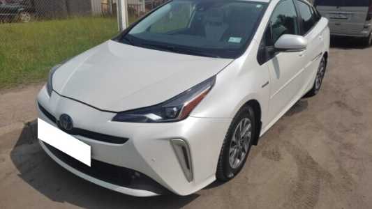 Toyota Prius IV (XW50) Рестайлинг, 2021, пробег 49000 км Toyota Prius IV (XW50) Рестайлинг, 2021, пробег 49000 км