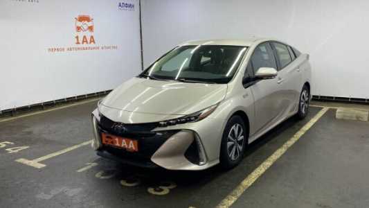 Toyota Prius Prime , 2018, пробег 122000 км Toyota Prius Prime , 2018, пробег 122000 км