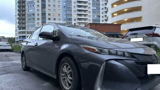 Toyota Prius Prime , 2019, пробег 146000 км Toyota Prius Prime , 2019, пробег 146000 км