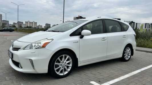 Toyota Prius V(+) ZVW40/41, 2014, пробег 157000 км