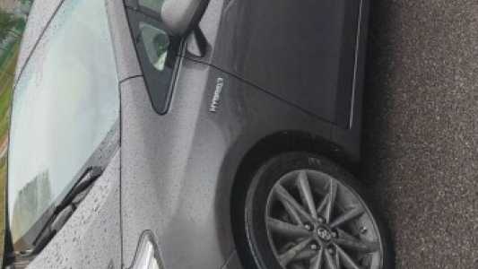 Toyota Prius V(+) ZVW40/41 Рестайлинг, 2015, пробег 196000 км Toyota Prius V(+) ZVW40/41 Рестайлинг, 2015, пробег 196000 км