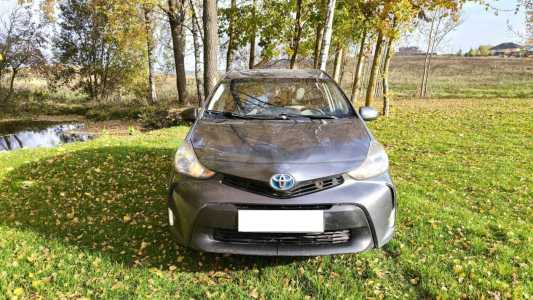 Toyota Prius V(+) ZVW40/41 Рестайлинг