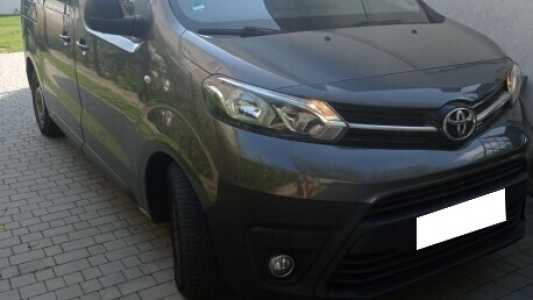 Toyota ProAce Verso II, 2016, пробег 152000 км Toyota ProAce Verso II, 2016, пробег 152000 км