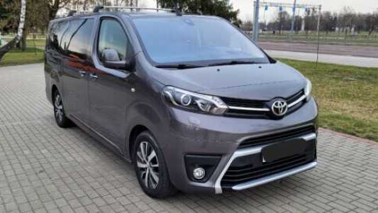 Toyota ProAce Verso II, 2019, пробег 140000 км Toyota ProAce Verso II, 2019, пробег 140000 км