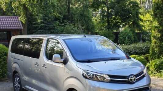 Toyota ProAce Verso II, 2020, пробег 247000 км Toyota ProAce Verso II, 2020, пробег 247000 км