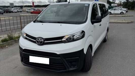 Toyota ProAce Verso II, 2021, пробег 147700 км Toyota ProAce Verso II, 2021, пробег 147700 км