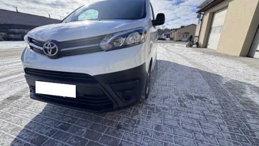 Toyota ProAce Verso II, 2021, пробег 185000 км Toyota ProAce Verso II, 2021, пробег 185000 км