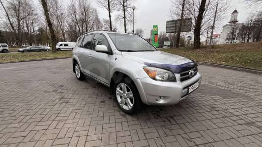 Toyota RAV4 III (XA30)