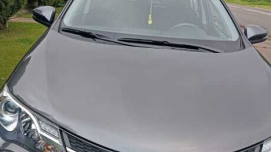 Toyota RAV4 IV (XA40), 2013, пробег 165000 км Toyota RAV4 IV (XA40), 2013, пробег 165000 км
