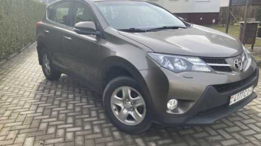 Toyota RAV4 IV (XA40), 2014, пробег 170000 км Toyota RAV4 IV (XA40), 2014, пробег 170000 км