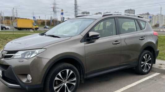 Toyota RAV4 IV (XA40), 2014, пробег 257000 км Toyota RAV4 IV (XA40), 2014, пробег 257000 км