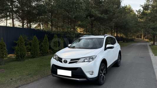 Toyota RAV4 IV (XA40)