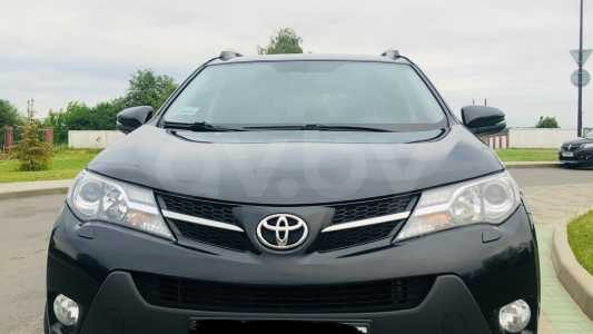 Toyota RAV4 IV (XA40)