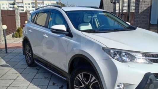 Toyota RAV4 IV (XA40)