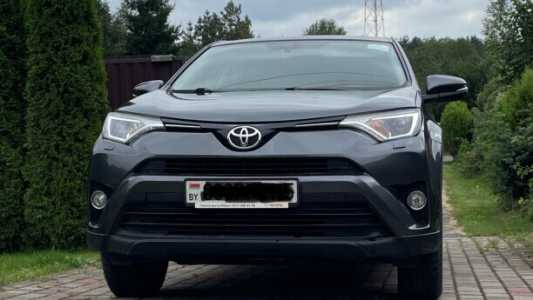 Toyota RAV4 IV (XA40)  Рестайлинг, 2015, пробег 111770 км