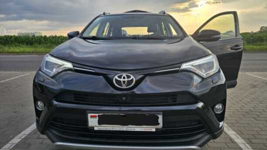 Toyota RAV4 IV (XA40)  Рестайлинг, 2015, пробег 97654 км