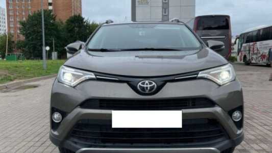 Toyota RAV4 IV (XA40)  Рестайлинг, 2016, пробег 190000 км