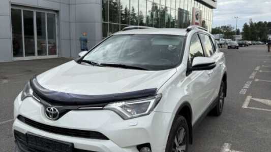Toyota RAV4 IV (XA40) Рестайлинг, 2016, пробег 199400 км Toyota RAV4 IV (XA40) Рестайлинг, 2016, пробег 199400 км