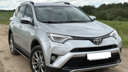 Toyota RAV4 IV (XA40) Рестайлинг, 2017, пробег 110000 км Toyota RAV4 IV (XA40) Рестайлинг, 2017, пробег 110000 км