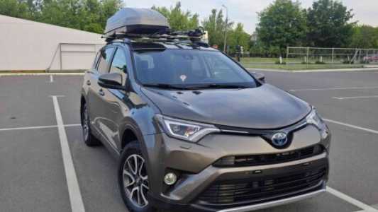 Toyota RAV4 IV (XA40)  Рестайлинг, 2017, пробег 110765 км