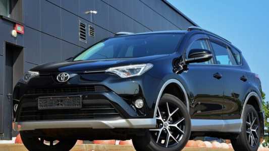 Toyota RAV4 IV (XA40) Рестайлинг, 2017, пробег 136000 км Toyota RAV4 IV (XA40) Рестайлинг, 2017, пробег 136000 км