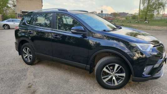 Toyota RAV4 IV (XA40)  Рестайлинг, 2017, пробег 160000 км