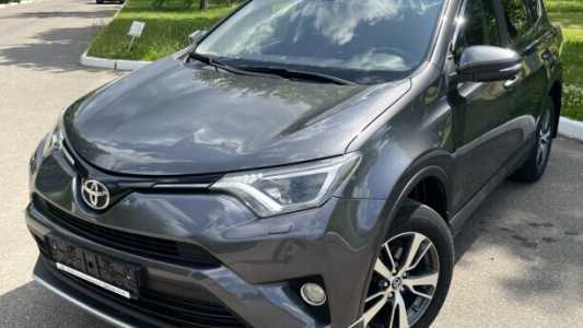 Toyota RAV4 IV (XA40) Рестайлинг, 2017, пробег 187000 км Toyota RAV4 IV (XA40) Рестайлинг, 2017, пробег 187000 км