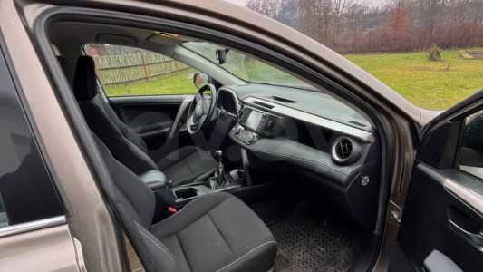 Toyota RAV4 IV (XA40) Рестайлинг Toyota RAV4 IV (XA40) Рестайлинг