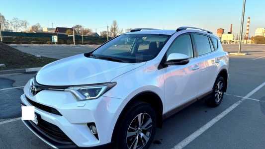 Toyota RAV4 IV (XA40) Рестайлинг